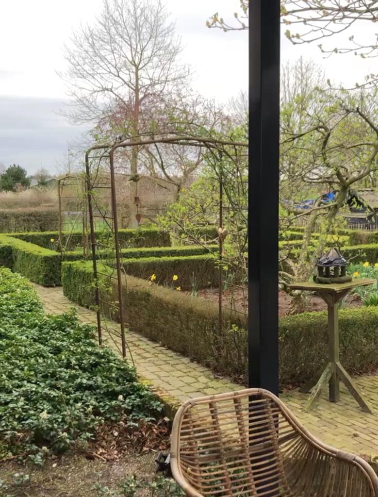 Rozenrek / Tuinboog (2 stuks) 220 hoog bij 140 breed, Ophalen, Gebruikt