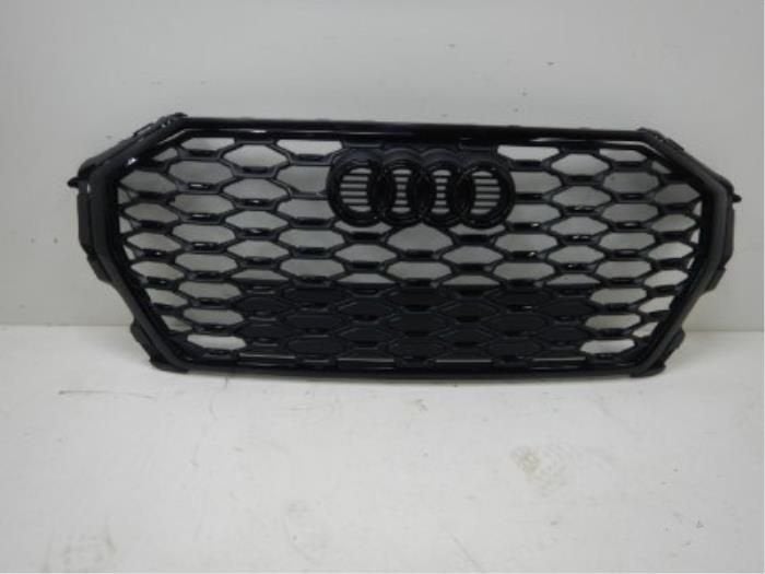 Audi Q3 83F S-Line Grille Hoogglans Zwart, Ophalen of Verzenden, Gebruikt