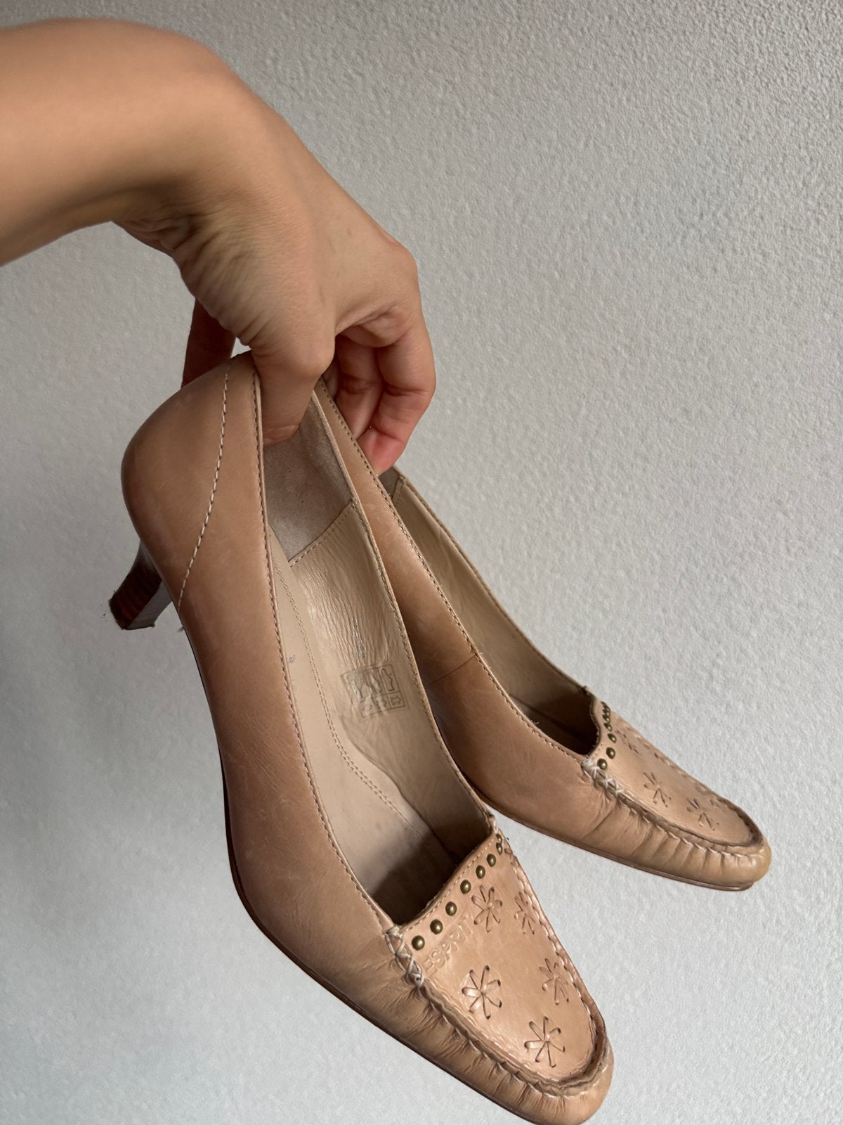 Vintage Y2K beige echt leren kitten heel loafers, Kleding | Dames, Esprit, Ophalen of Verzenden, Zo goed als nieuw, Esprit