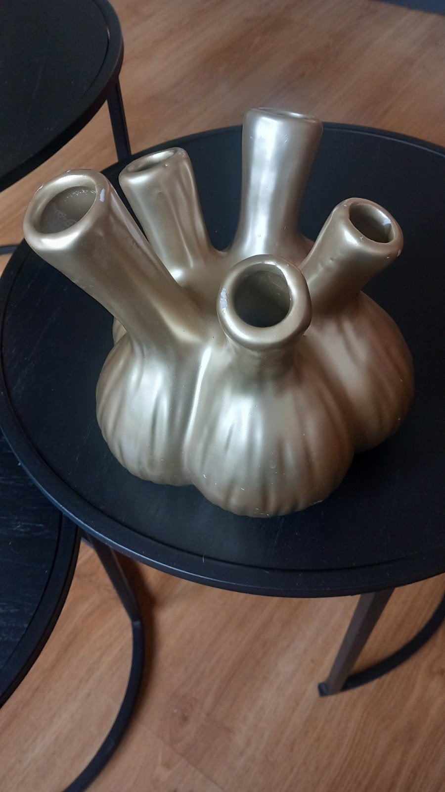 Goudkleurige tulpenvaas, Ophalen, Gebruikt, Met patroon/structuur, Steen/keramiek