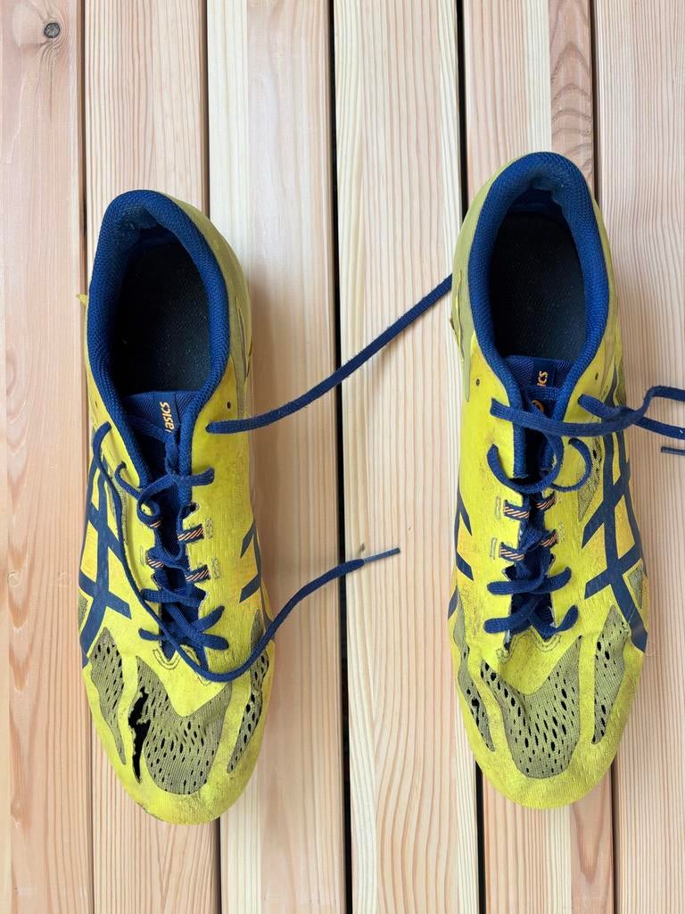 Gebruikte allround spikes met scherpe puntjes, Sport en Fitness, Gebruikt, Ophalen of Verzenden, Spikes, Hardlopen