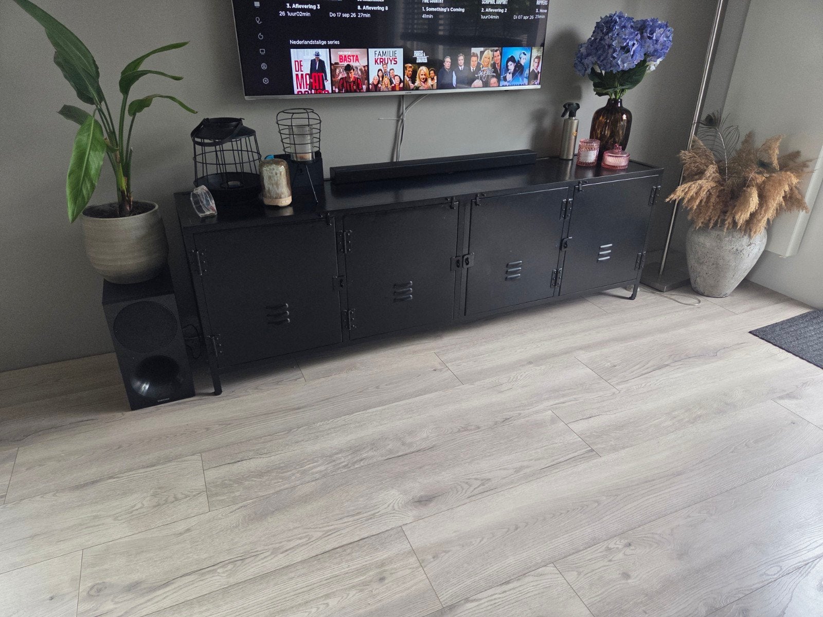 tv kast te koop, Ophalen of Verzenden, Tapijt