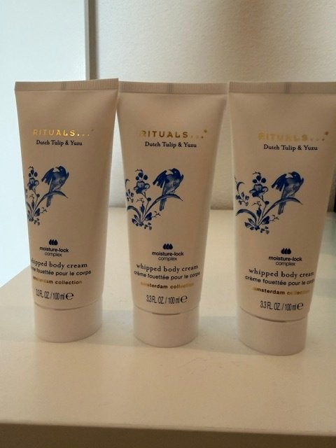 Nieuw Rituals Amsterdam whipped body cream 100 ml, Sieraden, Tassen en Uiterlijk, Uiterlijk | Lichaamsverzorging, Verzenden, Nieuw