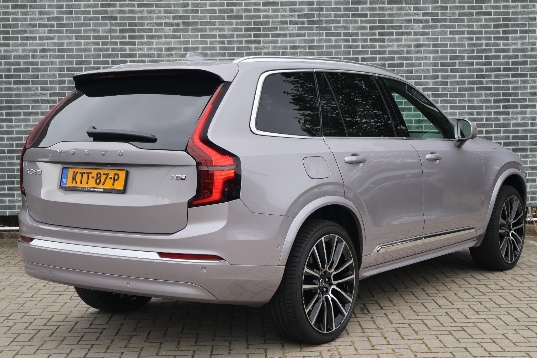 Volvo XC90 2.0 T8 Plug-in hybrid AWD Ultra Bright Exec. Ed., 12 maanden, Euro 6, Vierwielaandrijving, SUV of Terreinwagen