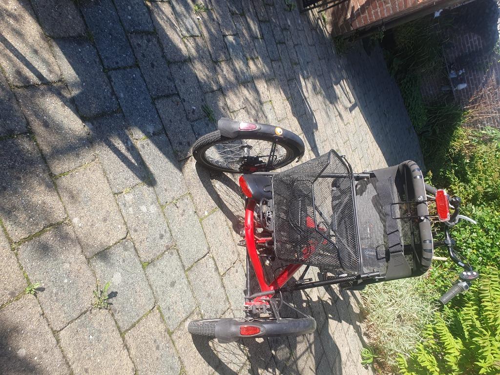 Driewielerfiets, Fietsen en Brommers, Fietsen | Driewielers, Ophalen, Zo goed als nieuw, Hase, Verstelbare zitting