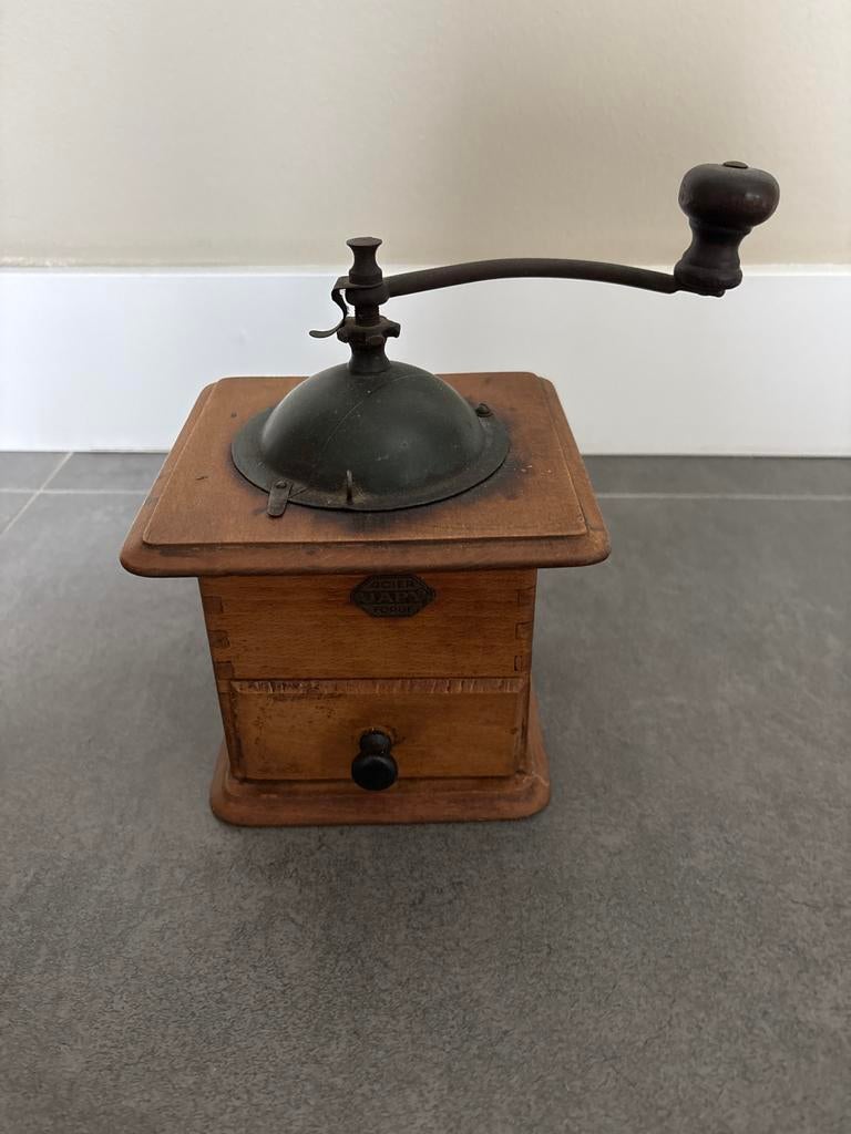 Antieke koffiemolen - charmant en functioneel, Antiek en Kunst, Antiek | Keukenbenodigdheden, Ophalen