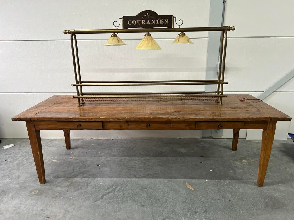 Massief eikenhouten stamtafel ., Ophalen