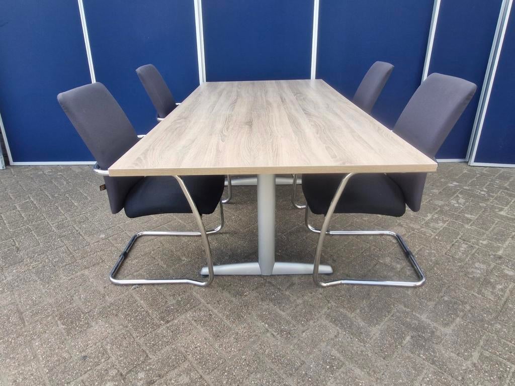 Ahrend vergadertafel klein tot groot nieuw blad naar keuz, Gebruikt, VST Kantoormeubilair, Ophalen of Verzenden, Industriestraat 5