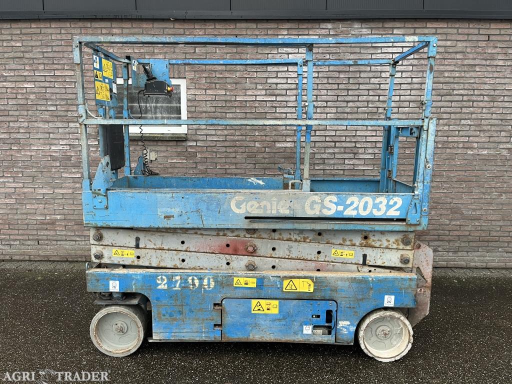 Genie 2032 elektrische schaarhoogwerker, -, Overige typen, Niet opgegeven, Niet opgegeven