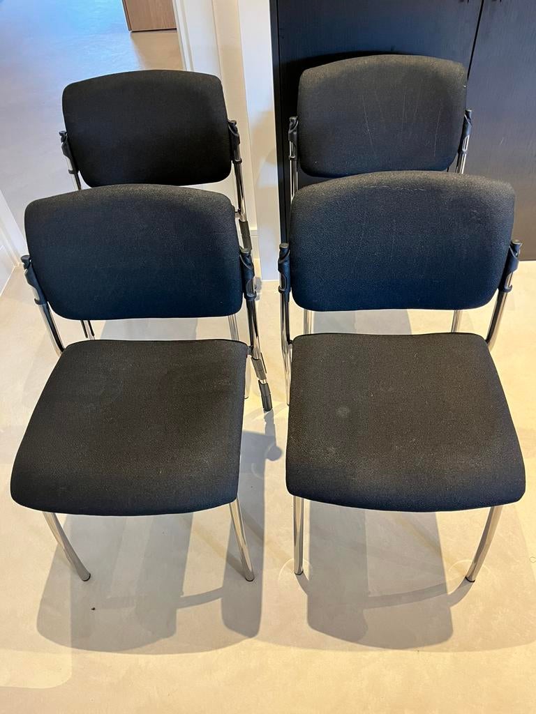 Kantoormeubelen markant, Ophalen, Zo goed als nieuw