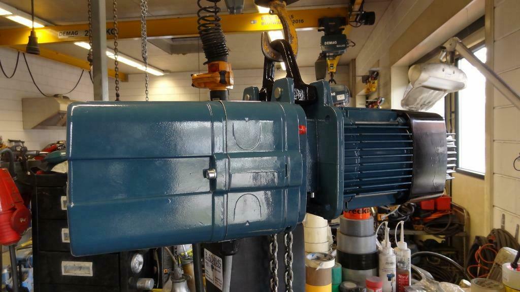 Demag kettingtakel 1000kg hijsvermogen, Ophalen, Zo goed als nieuw