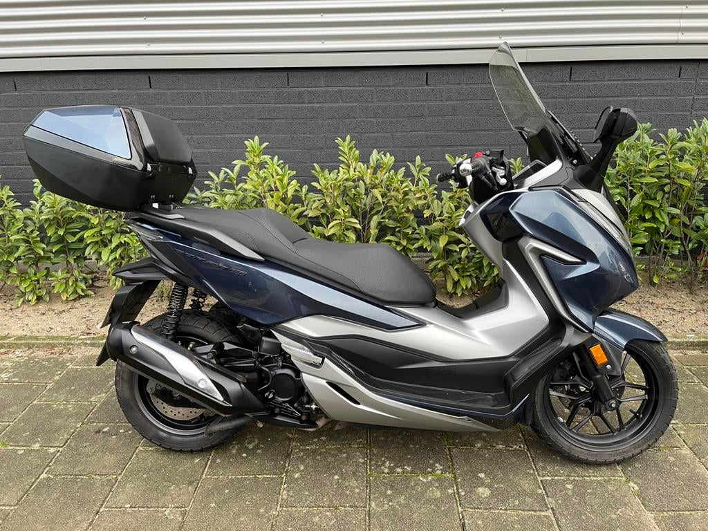 Honda Forza 300, Motoren, Motoren | Honda, Scooter, 300 cc, Bedrijf, Minimaal motorrijbewijs A2