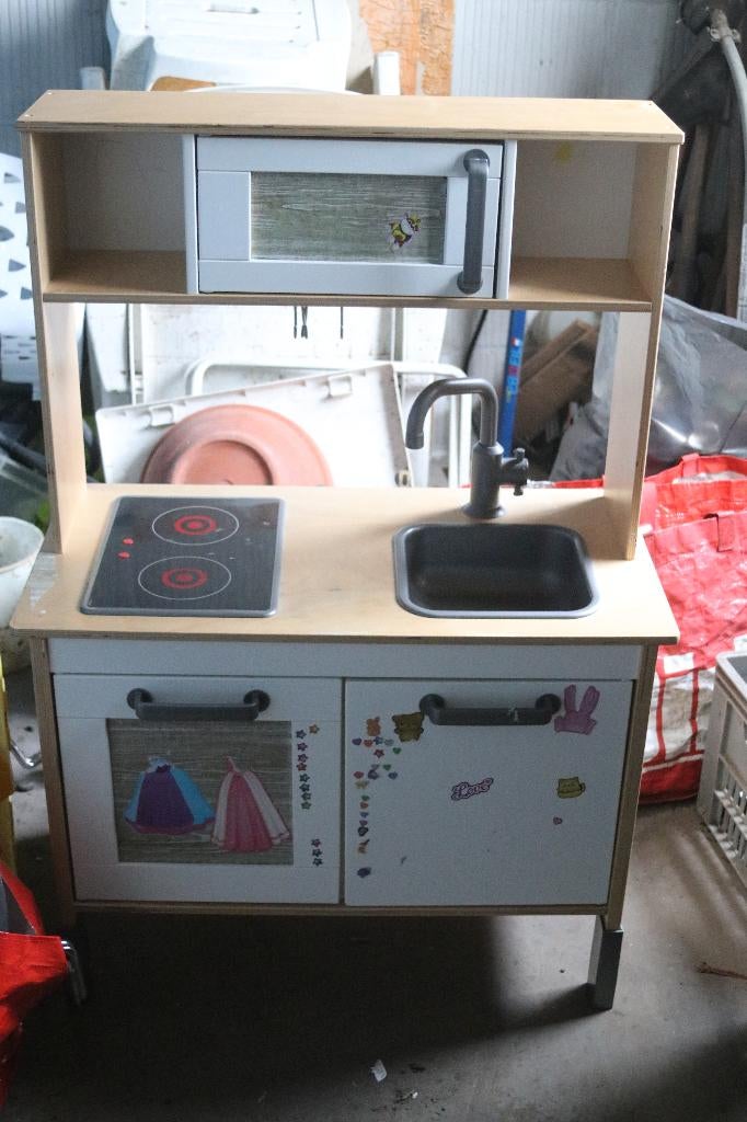kinder speel keuken, Ophalen, Gebruikt, Meubelstuk of Keukentje