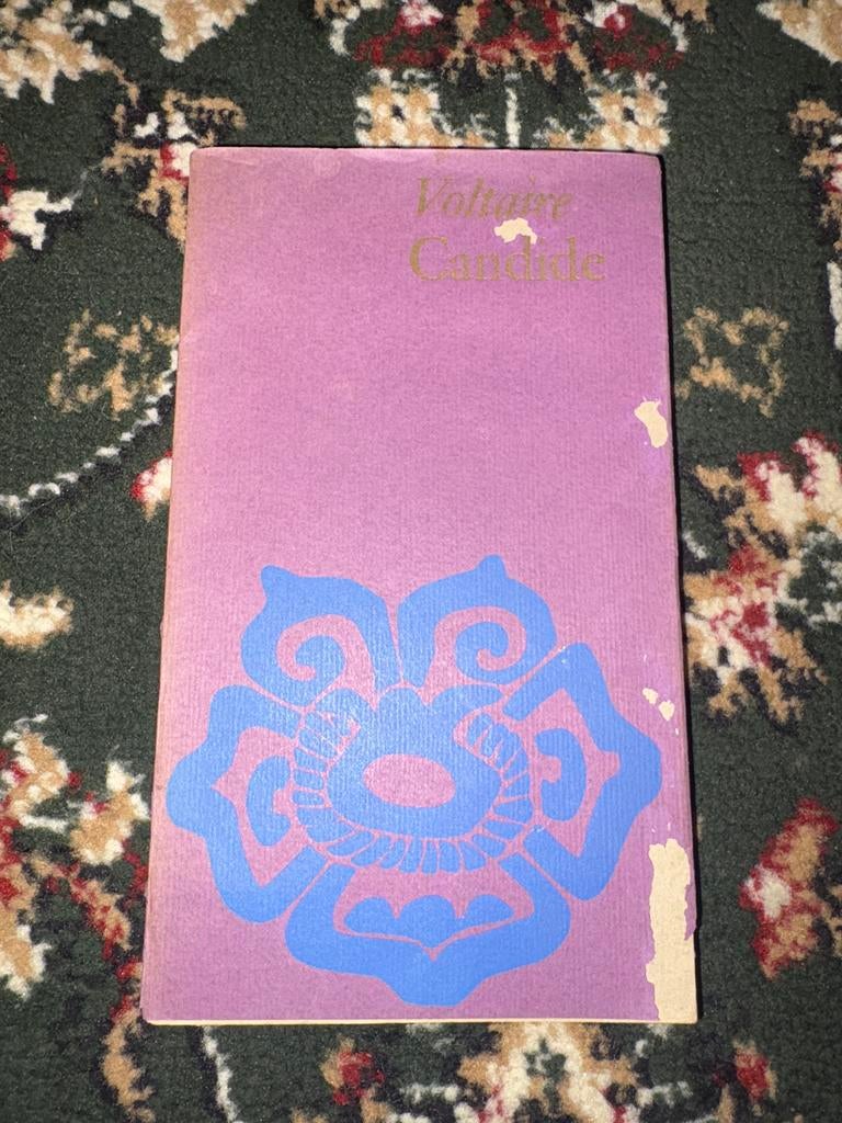 Voltaire - Candide (Gelezen), Boeken, Literatuur, Gelezen, Nederland, Ophalen of Verzenden
