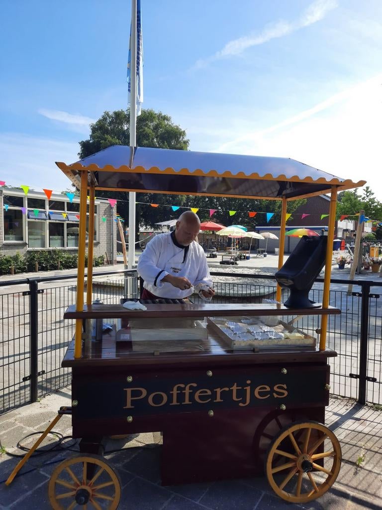 Foto 2 van Poffertjeskraam huren poffertjes foodtruck te huur  locatie