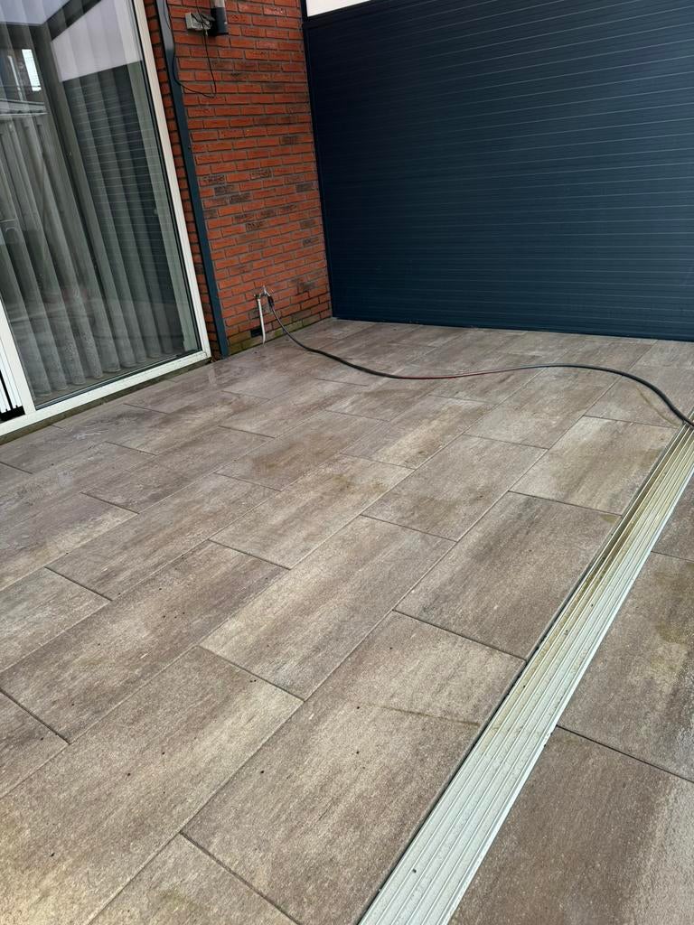 Stratenmaker, Bestrating