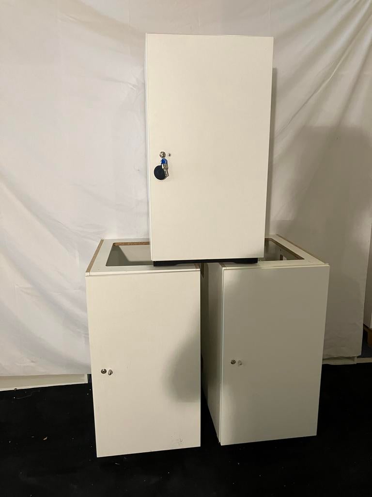 Kasten voor opbergruimte kastenwand, Ophalen
