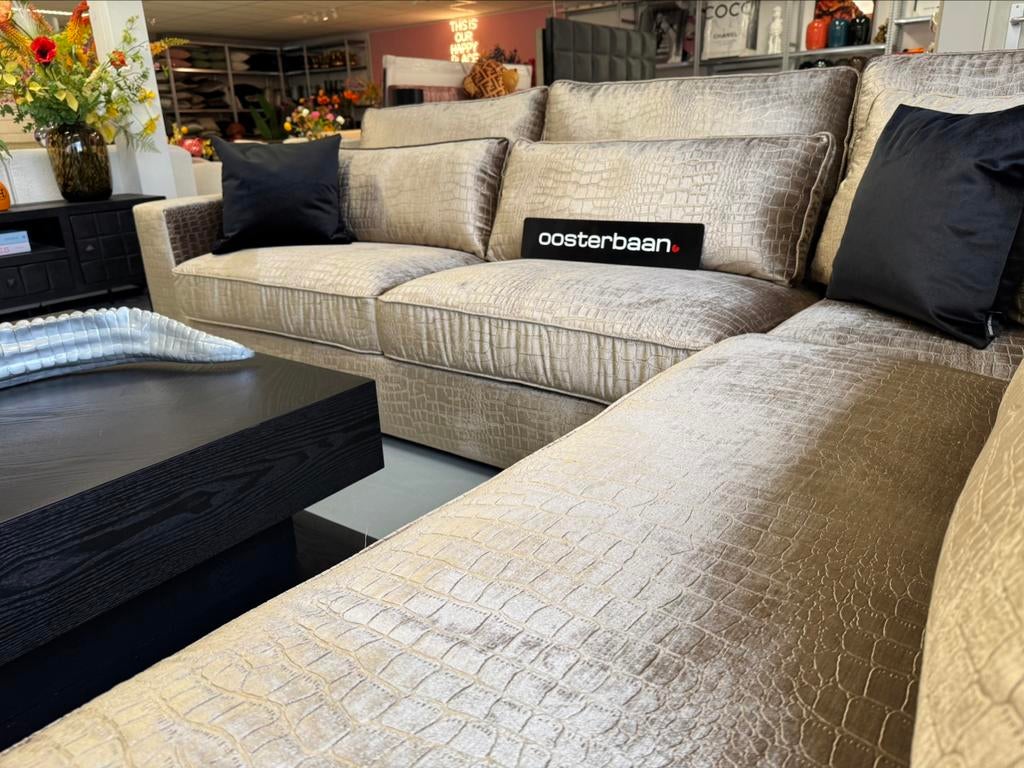 Luxe Velvet Croco Hoekbank 310x250cm NIEUW - Goud Champagne, Huis en Inrichting, Info@oosterbaanwonen.nl, Venus 31 8448CE Heerenveen