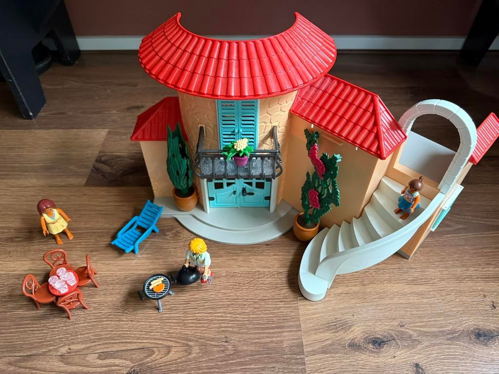 Playmobil Family Fun vakantievilla nr 9420, Ophalen of Verzenden, Zo goed als nieuw, Complete set