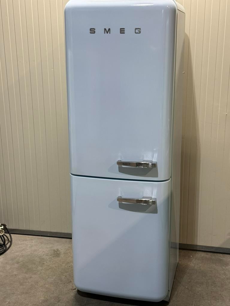 Prachtige Smeg koelkast, Bella, 200 liter of meer, 60 cm of meer, Zo goed als nieuw