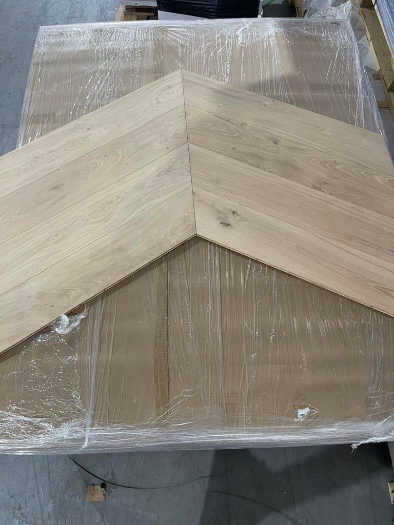 Floor2Day 20.000m2 eiken vloeren voorraad Zat en Zon open, Doe-het-zelf en Verbouw, 50 tot 150 cm, Ophalen of Verzenden, Zo goed als nieuw