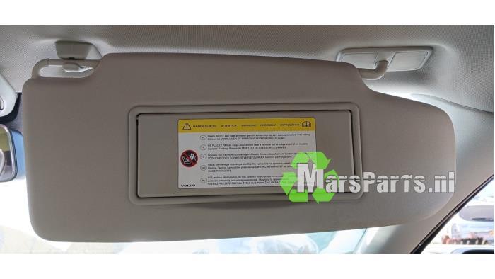 Zonneklep van een Volvo V40, Gebruikt, -, -, Ophalen of Verzenden