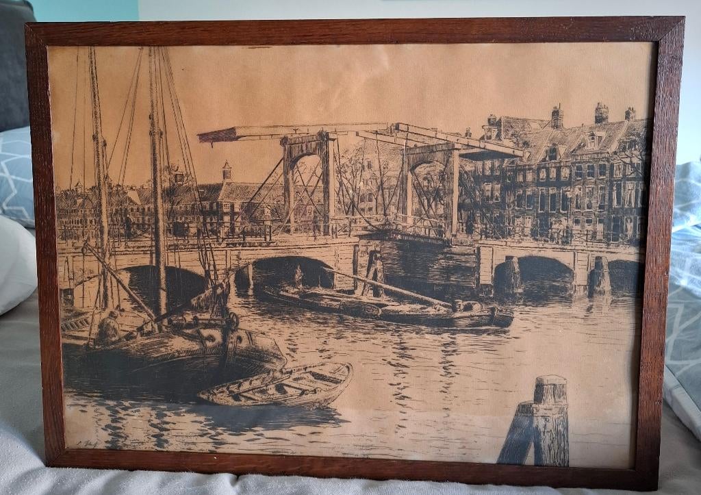Ets Magere Brug Amsterdam, Ophalen