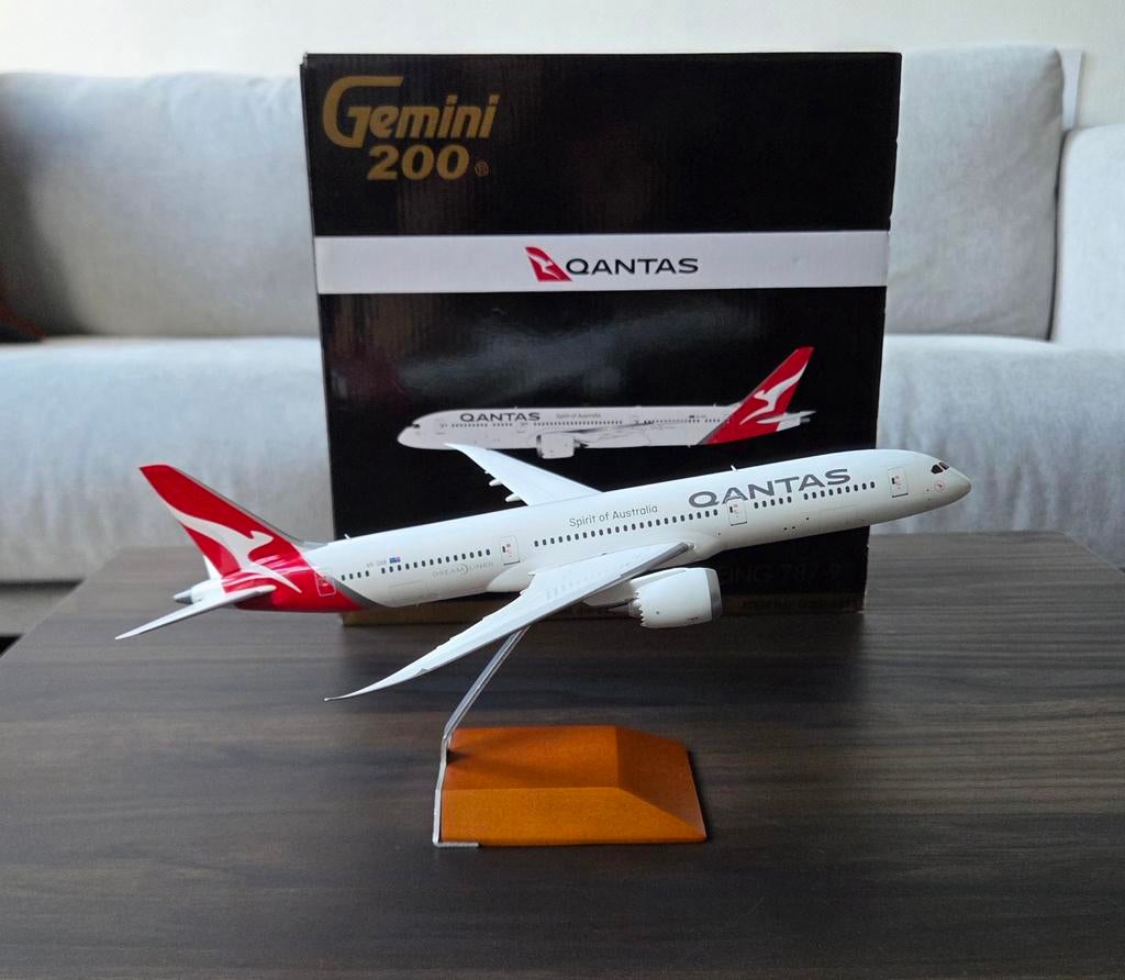 Qantas Boeing 787-9 Dreamliner - Gemini Jets 1/200 Model, Verzamelen, Luchtvaart en Vliegtuigspotten, Ophalen of Verzenden, Zo goed als nieuw