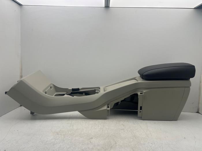 Armleuning van een Volvo V40, Gebruikt, -, -, Ophalen of Verzenden