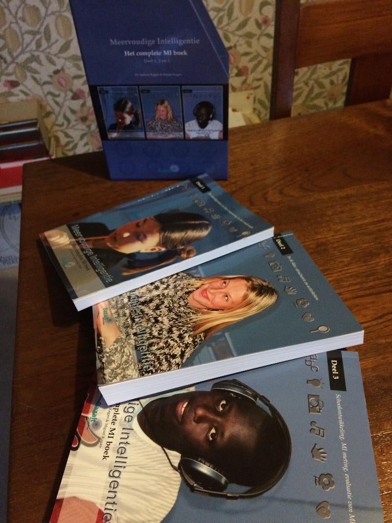 Meervoudige Intelligentie. Het complete MI boek dl. 1, 2, 3, Boeken, Spencer & Michael Kagan, Ophalen of Verzenden, Zo goed als nieuw