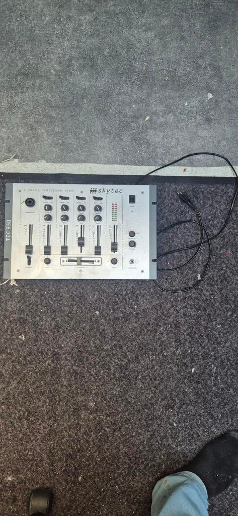 Skytec Tec350 Mengpaneel, Muziek en Instrumenten, Mengpanelen, Ophalen of Verzenden, Gebruikt, 5 tot 10 kanalen, Microfooningang