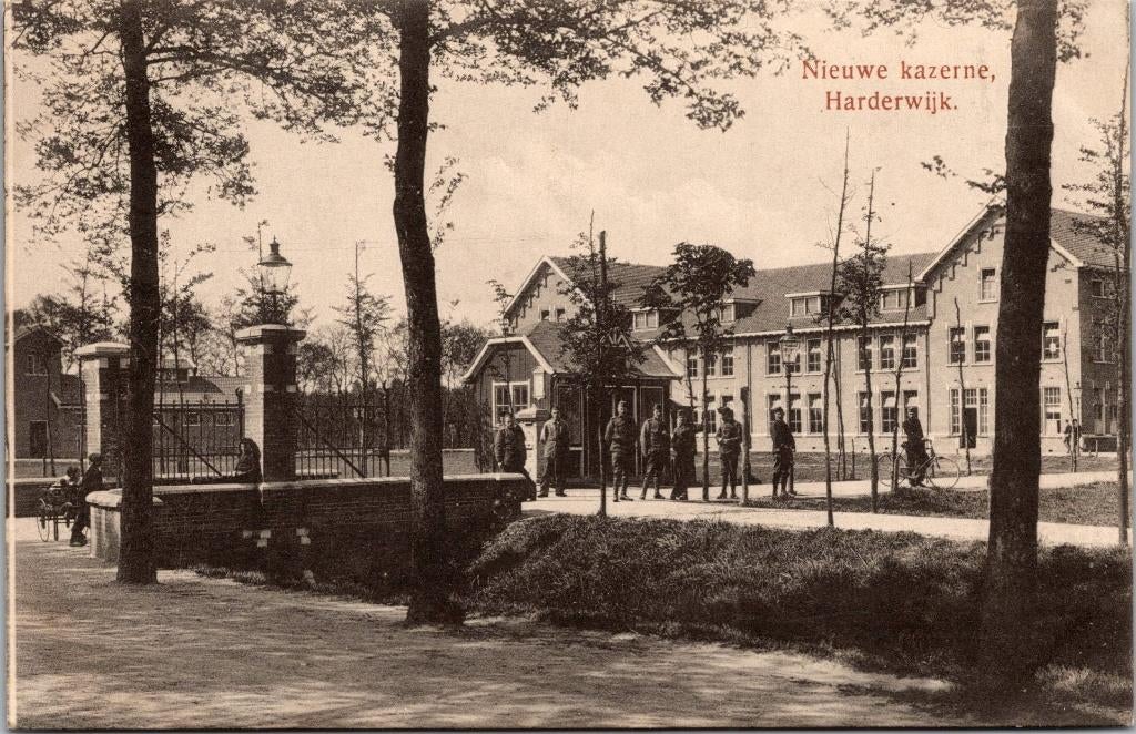 Harderwijk - Nieuwe Kazerne, Verzamelen, Verzenden, Voor 1920, Gelopen, Gelderland