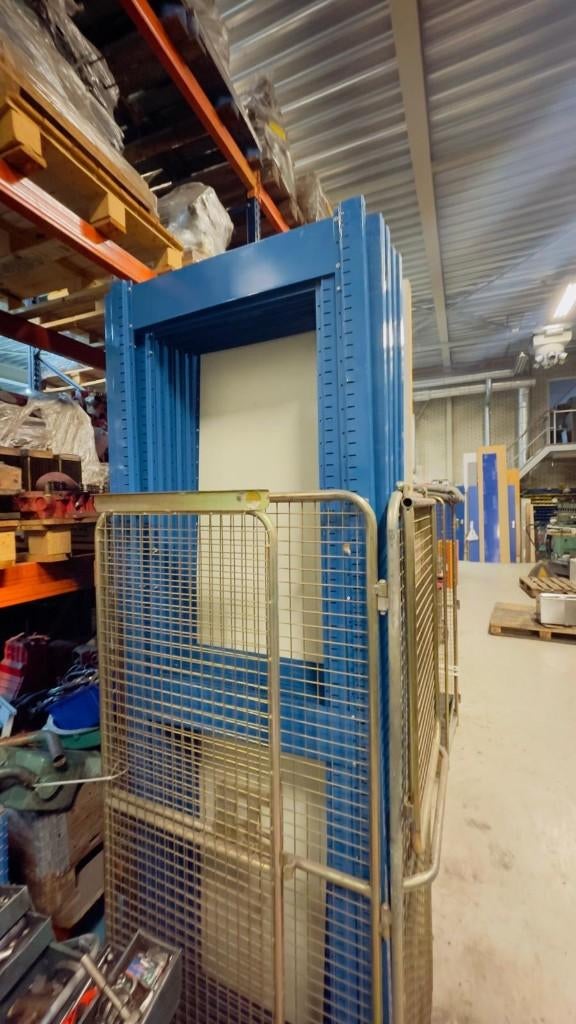 Stellingkasten met Zware Gegalvaniseerde leegborden, Ophalen