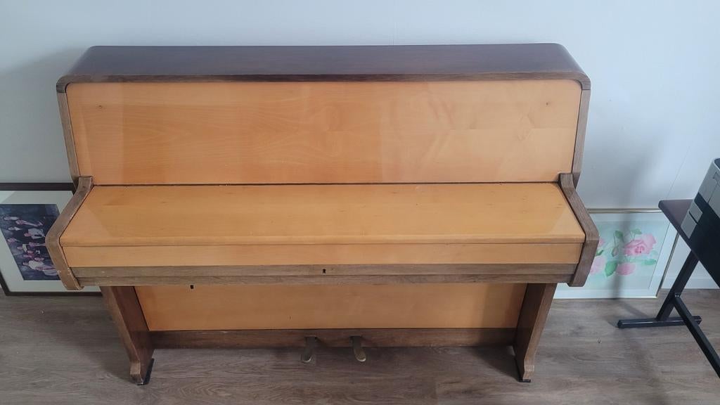 Rippen Piano - Klassiek en Stijlvol, Ophalen, Gebruikt