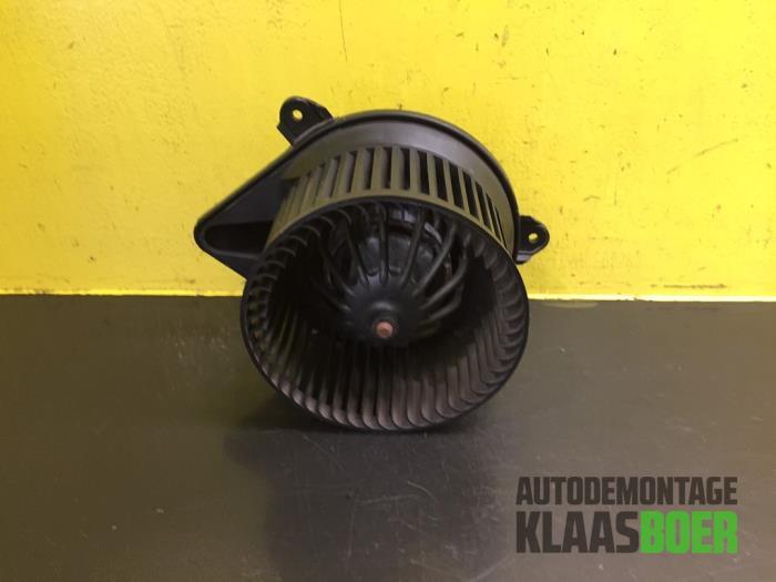 Kachel Ventilatiemotor van een Opel Vivaro, Ophalen of Verzenden, 6 maanden garantie, Gebruikt, Opel