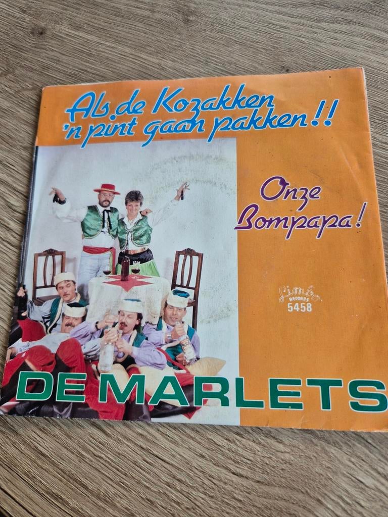 Single de Marlets als de kozakken 'n pint gaan pakken!!, Cd's en Dvd's, Ophalen of Verzenden, Zo goed als nieuw, Overige formaten