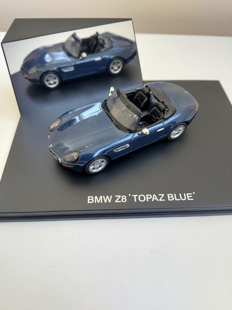 Schaalmodel 1:43 BMW Z8 Topaz Blauw, Hobby en Vrije tijd, Modelauto's | 1:43, Ophalen of Verzenden, Zo goed als nieuw, Auto, Overige merken