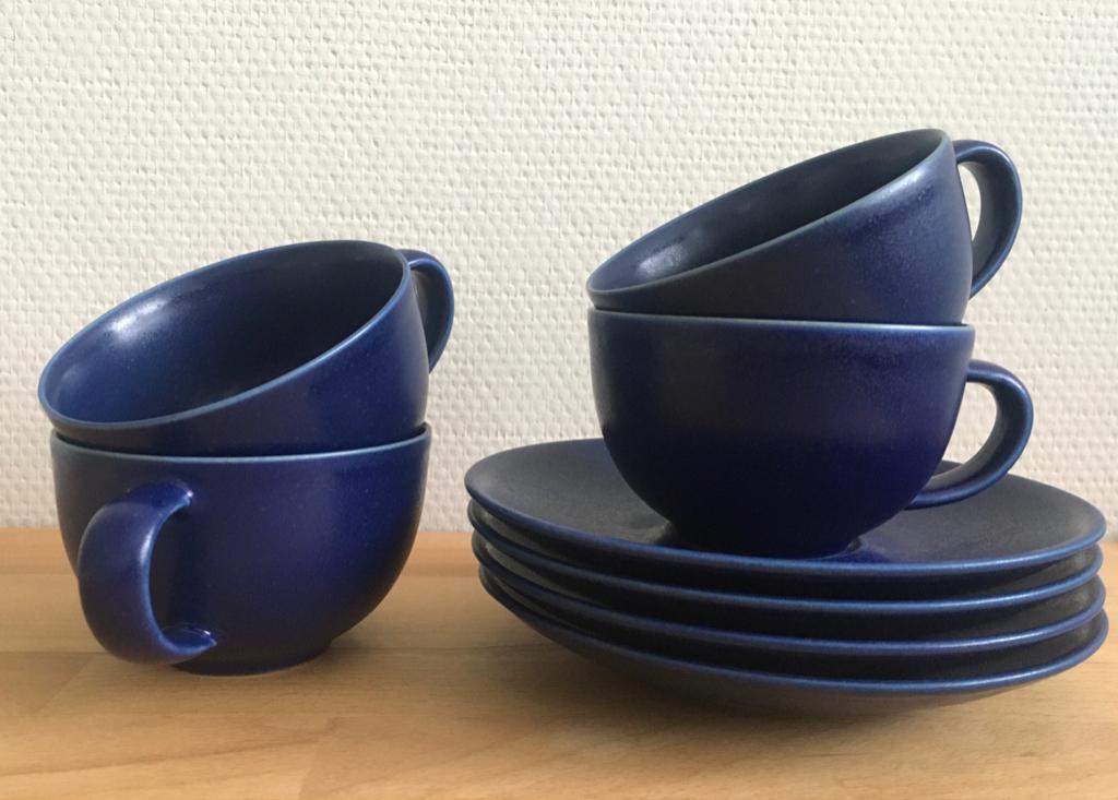 Arabia Finland Iittala 24h, 4x kop en schotel, 260ml, blauw, Gebruikt, Ophalen of Verzenden, Overige stijlen, Kop(pen) en/of Schotel(s)