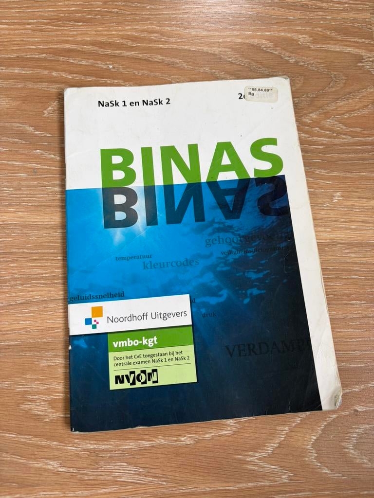 Binas NaSk 1 en NaSk 2 - 2e editie vmbo-kgt, Boeken, Verzenden, Gelezen, VMBO, Overige vakken