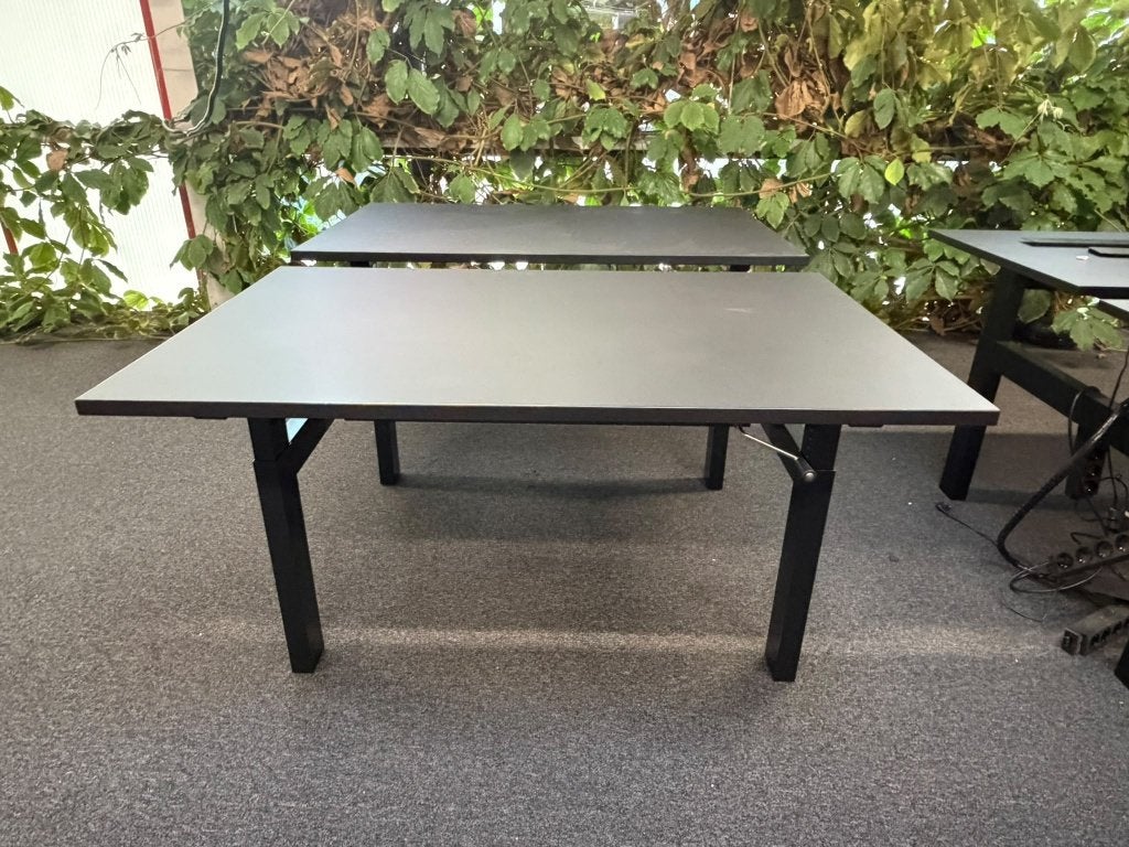 70x Vepa duo bureau 130  80 cm –zwart–handmatig verstelbaar, Zwart, Gebruikt, Metaal, Ophalen of Verzenden