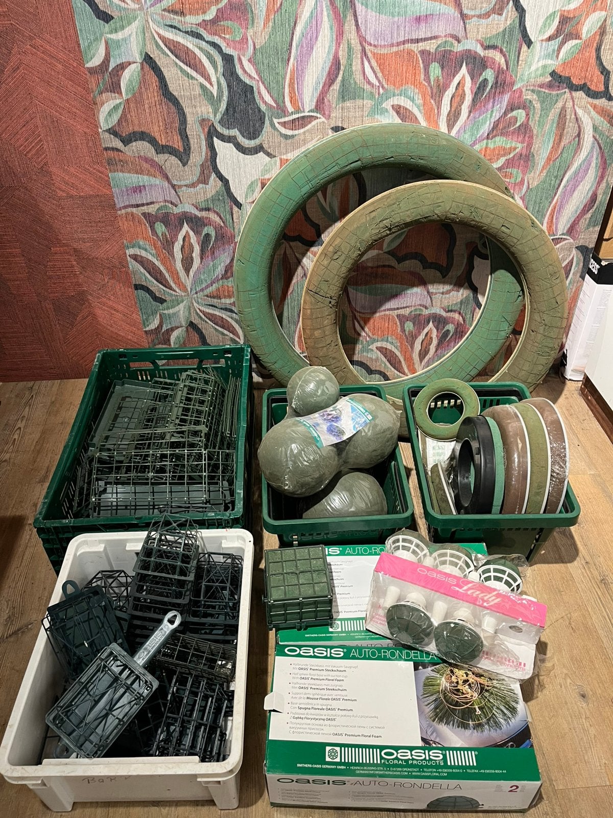 70 stuks oase en oasehouders, Nieuw, Ophalen of Verzenden, X, X