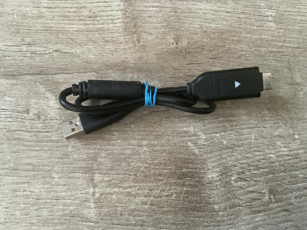 Samsung USB oplader / adapter CB20U05A, Ophalen of Verzenden, Zo goed als nieuw, Samsung