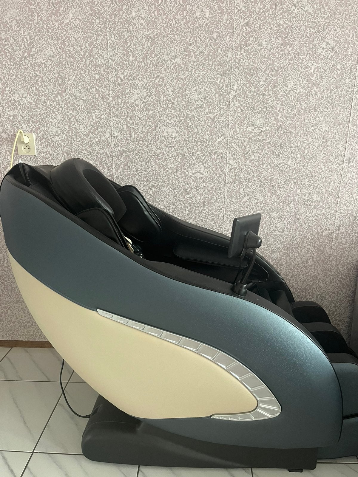 Massagestoel zero cavity full body, Ophalen of Verzenden, Zo goed als nieuw, Eén