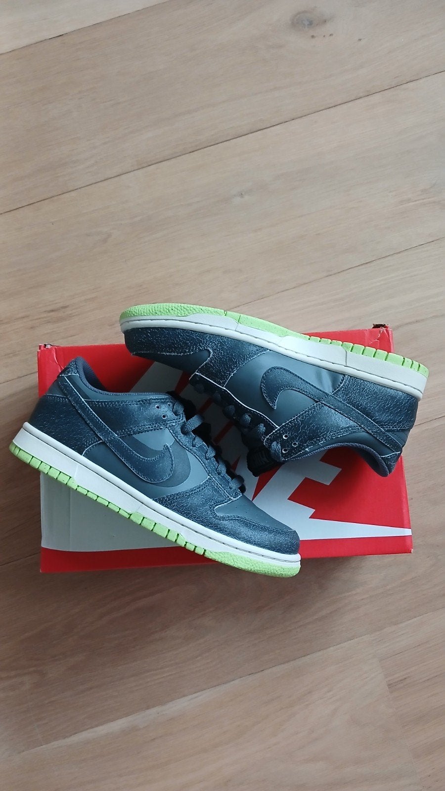 nike dunk low maat 38,5 2 keer gedragen, Ophalen of Verzenden, Zo goed als nieuw, Hardloopschoenen, Nike