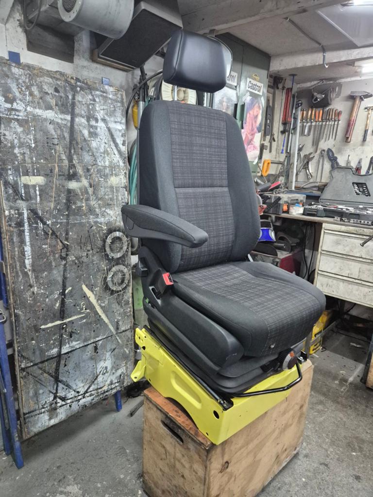 Mercedes sprinter 2018 geveerde comfort stoel met airbag, Ophalen