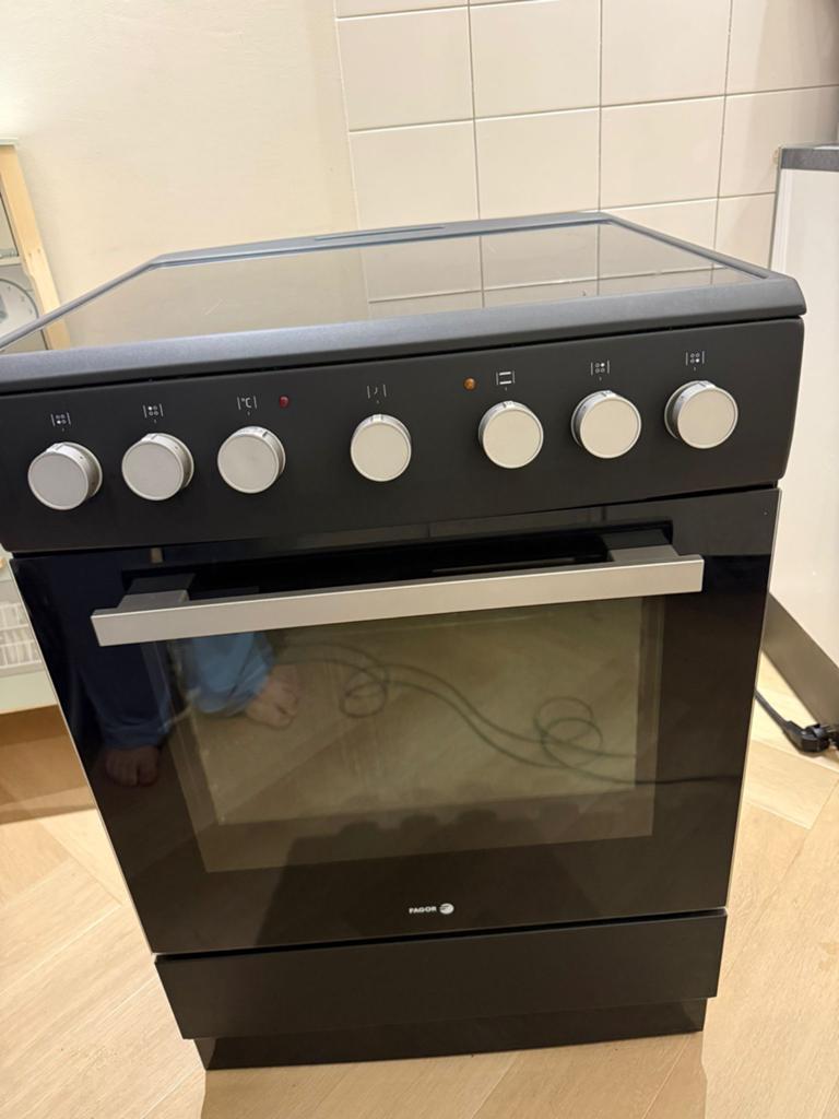 Fagor Vrijstaand Keramisch Fornuis met Oven, Witgoed en Apparatuur, Gebruikt, Hete lucht, 60 cm of meer, Keramisch