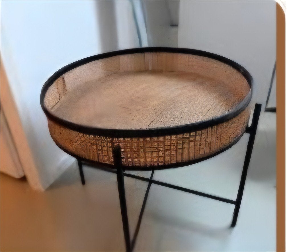 Rotan webbing tafeltje, Metaal of Aluminium, Rond, 55 tot 75 cm, Zo goed als nieuw