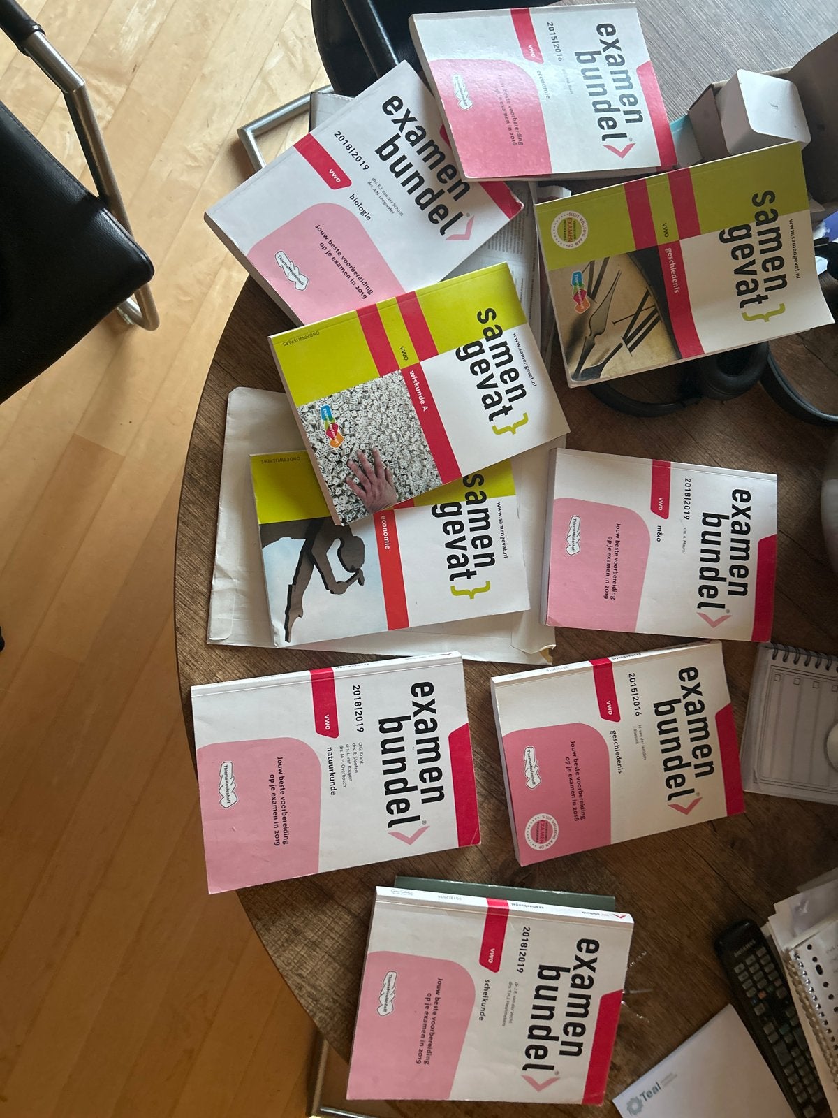 Examenbundels en Samengevat VWO - Diverse vakken, Ophalen of Verzenden, Beta, Gelezen, Overige niveaus