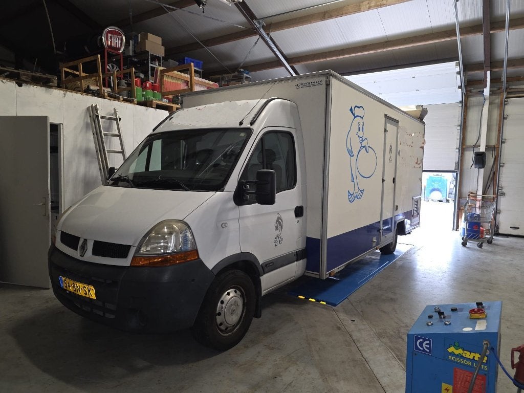 Zelfrijdende verkoopwagen vredeveld, Ophalen
