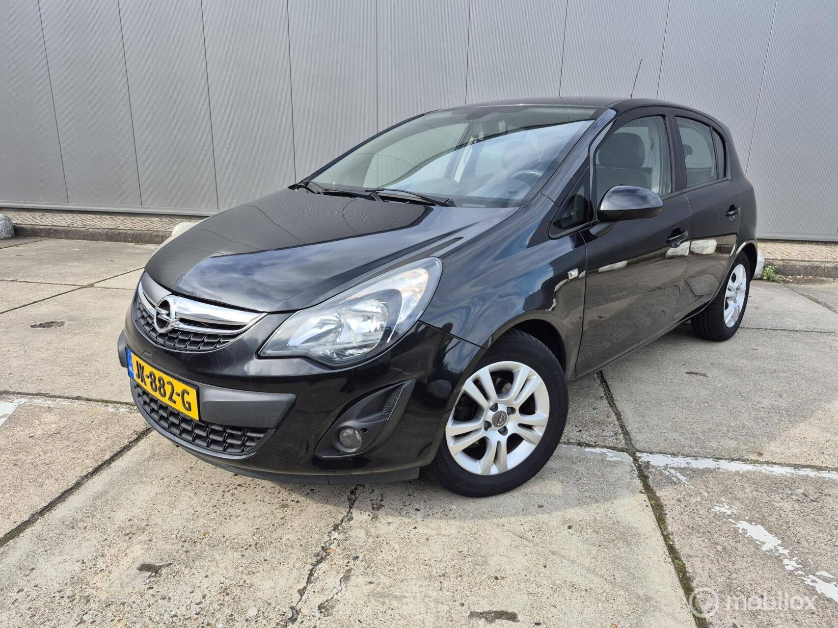 Opel Corsa 1.4-16V Airco / Cruise / Navi / Elek ramen, Voorwielaandrijving, Euro 5, Gebruikt, 4 cilinders